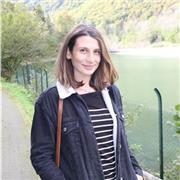 Laureanda in Editoria, cultura della comunicazione e della moda, offre ripetizioni di letteratura italiana